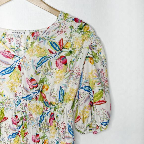 ROSE & OLIVE Floral Smocked Top - Picture 3 of 4